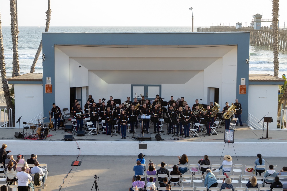 1st Marine Division Band performs at Junior Seau Amphitheater