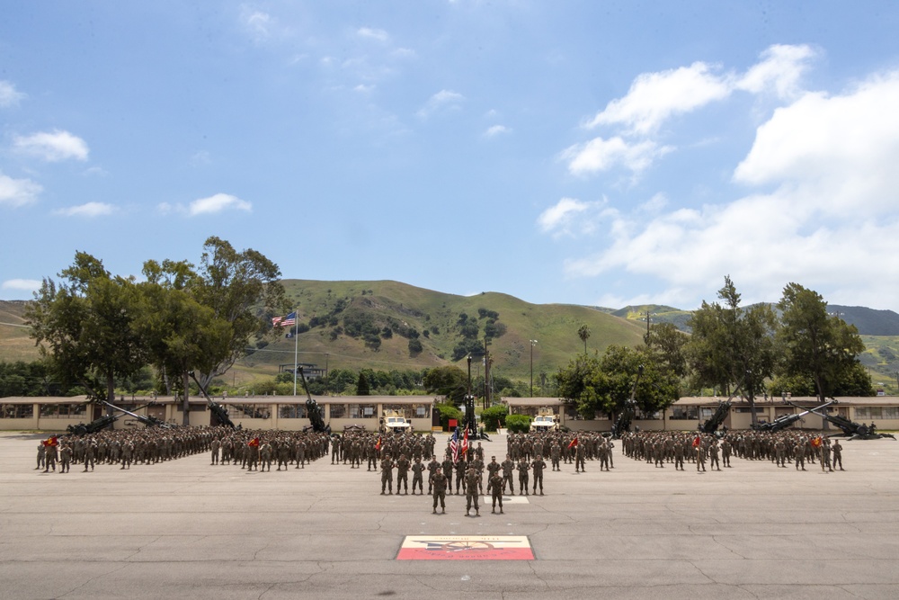 2nd Bn., 11th Marines poses for battalion photo
