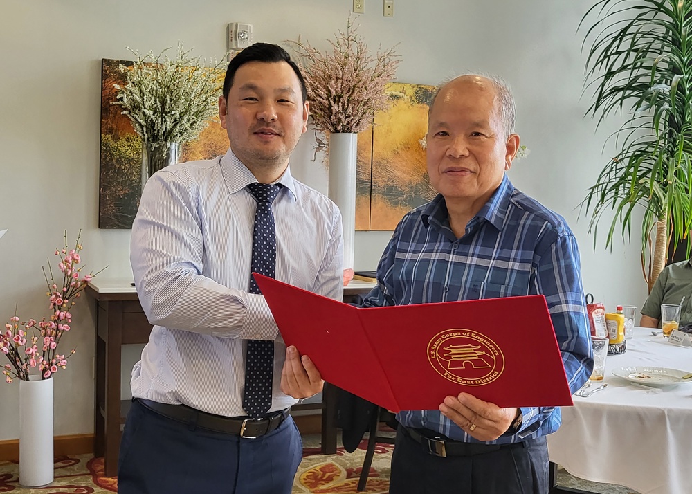 USACE Far East District bids farewell to a legend: Choe Kwang-kyu retires after 48 years of service
