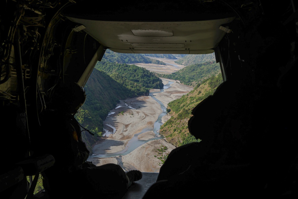 KAMANDAG 9: 3d LCT inserts into Babuyan Islands for MKTSO
