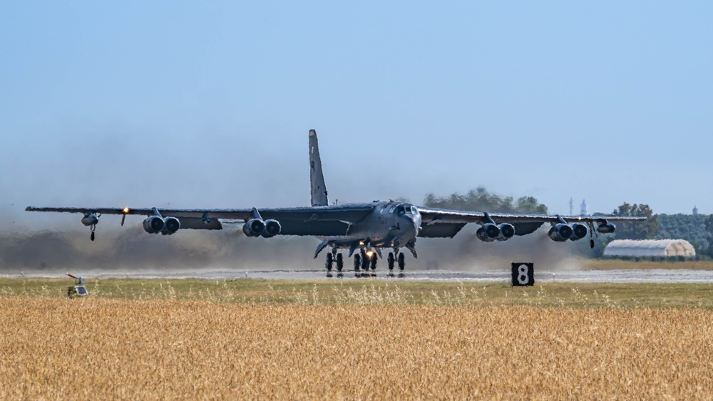 Bomber Task Force Europe: U.S. B-52s take off from Morón AB, Spain