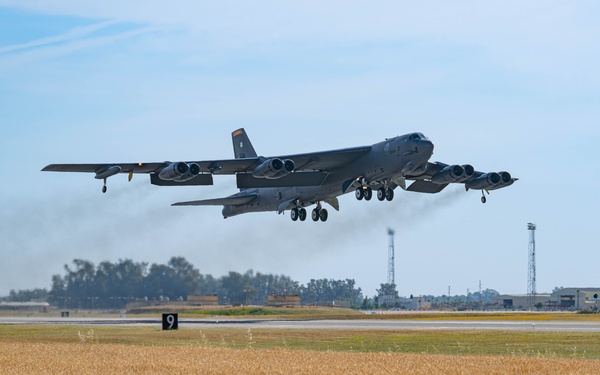 Bomber Task Force Europe: U.S. B-52s take off from Morón AB, Spain