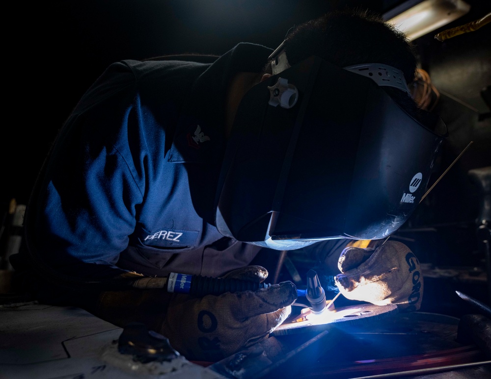 Nimitz Sailor Practices Tig Welding