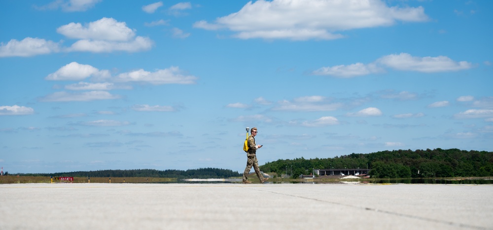 435th CRG hosts AFSOC for validation of USAFE-AFAFRICA’s first landing zone surveyor training course