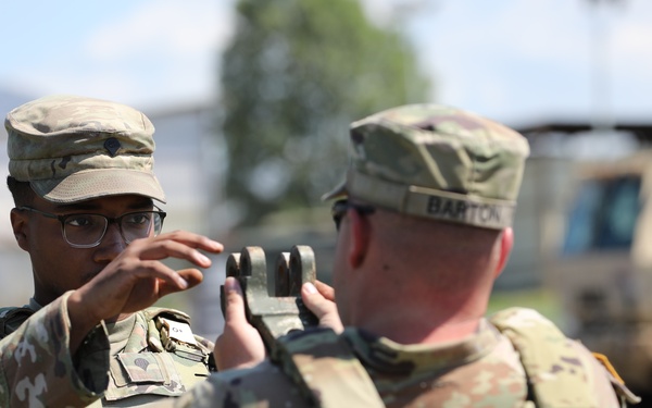 Pintle Hook gets tight with the MPs