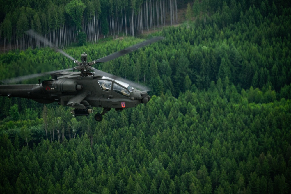 12th CAB honors its brigade commander with a final flight