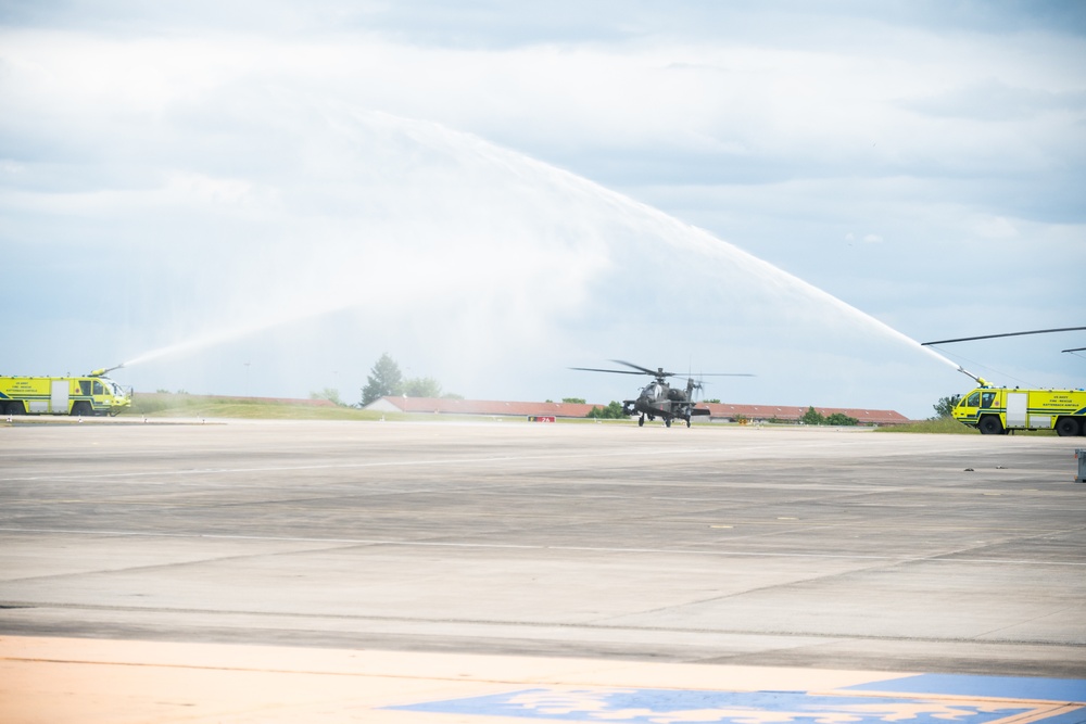 12th CAB honors its brigade commander with a final flight