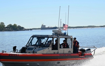 Coast Guard shares boating safety tips ahead of Memorial Day weekend