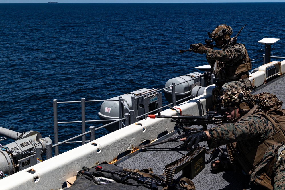 22nd MEU | Defense of the Amphibious Task Force During ARGMUEX