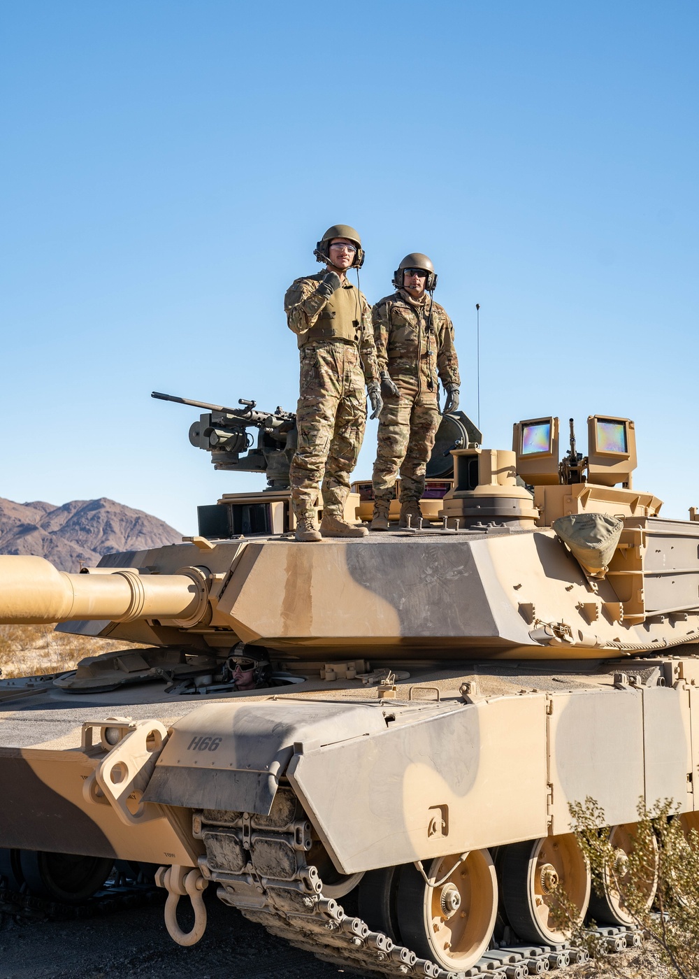 WhistlinDiesel prepares to fire a M1A3 Abrams Main Battle Tank