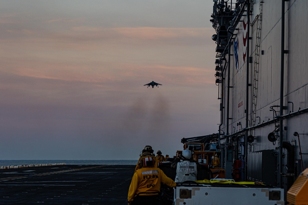 22nd MEU | Harrier Flight Ops Aboard USS Iwo Jima