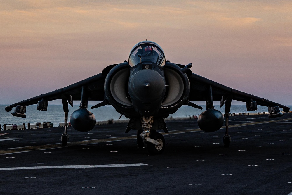22nd MEU | Harrier Flight Ops Aboard USS Iwo Jima