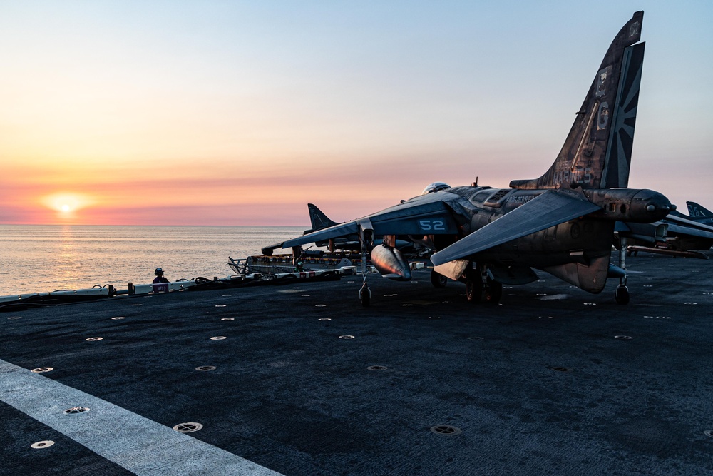 22nd MEU | Harrier Flight Ops Aboard USS Iwo Jima