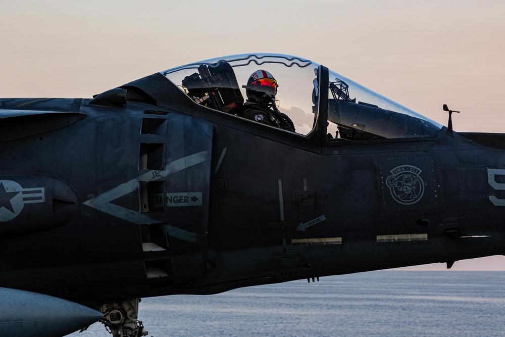 22nd MEU | Harrier Flight Ops Aboard USS Iwo Jima