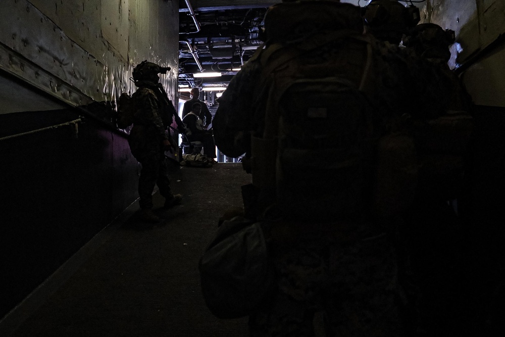 22nd MEU | BLT 3/6, Weapons Co. TRAP from USS Iwo Jima