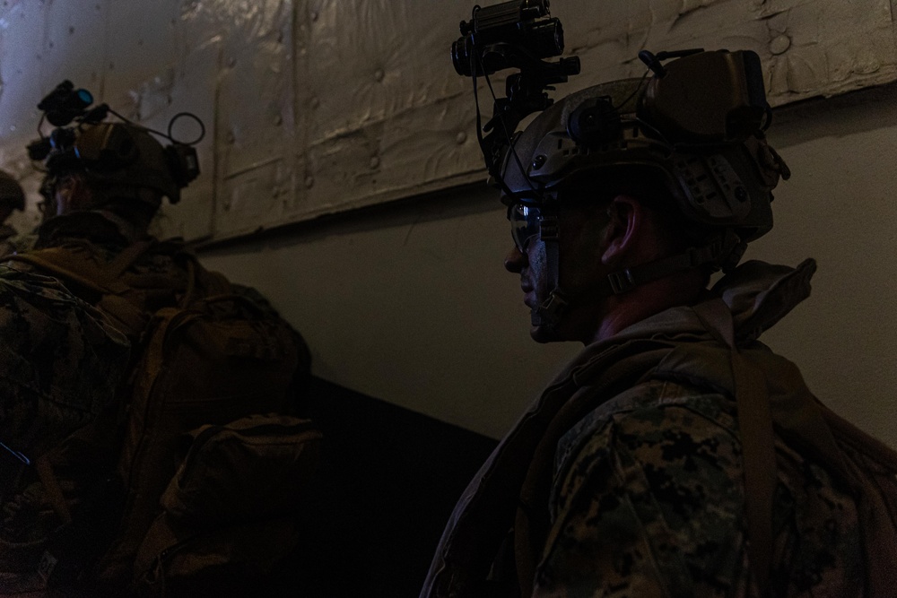 22nd MEU | BLT 3/6, Weapons Co. TRAP from USS Iwo Jima