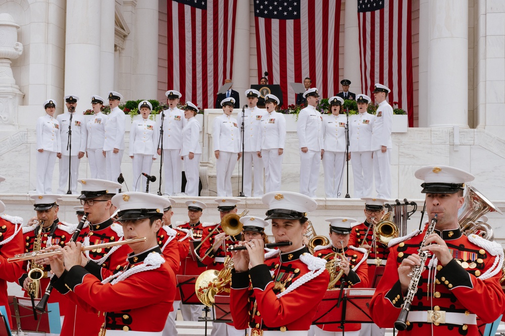 &quot;The President's Own&quot; U.S. Marine Band plays at the 157th National Memorial Day Observance