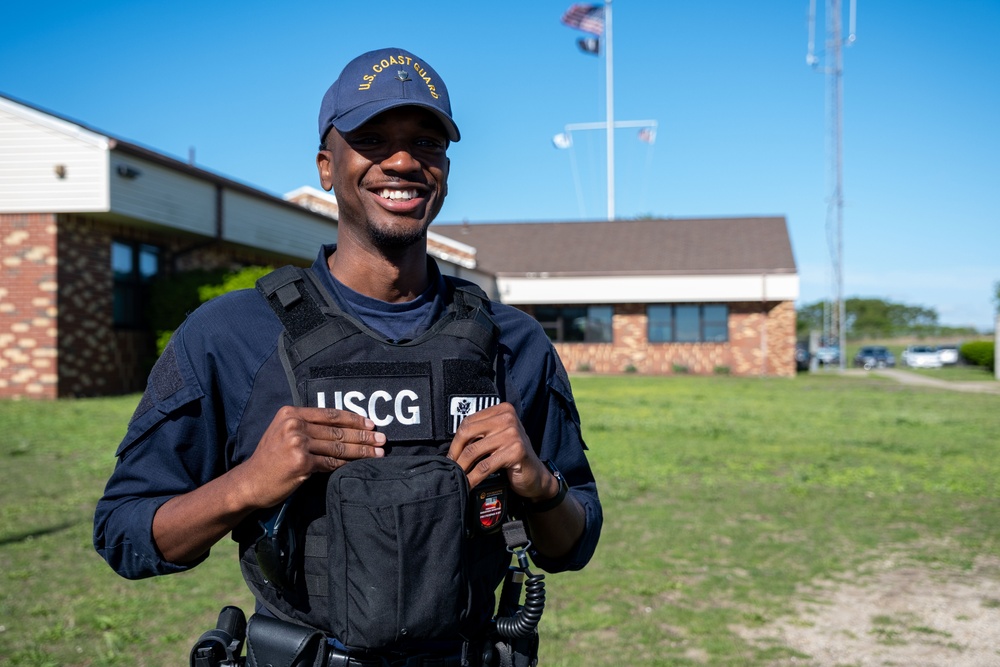 Station Jones Beach, K9,  Supports Security Zone Operations During FourLeaf Air Show 2025