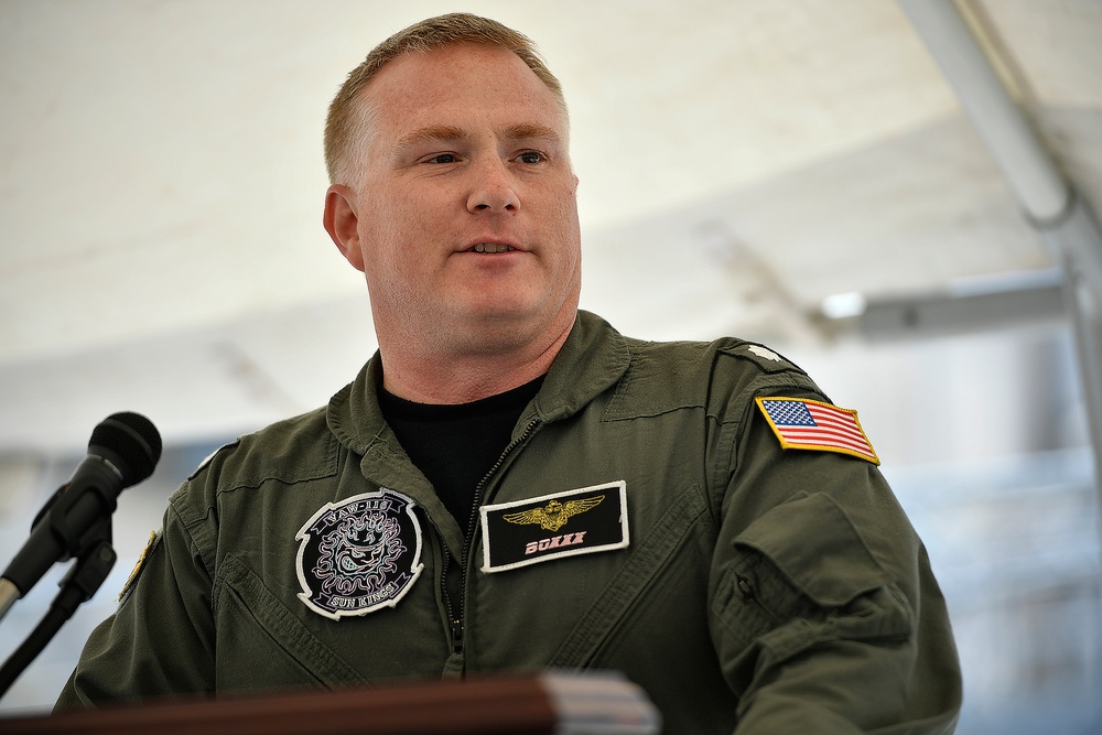 Flight Line Resiliency Center to provide Sailors with Readiness services at the workplace