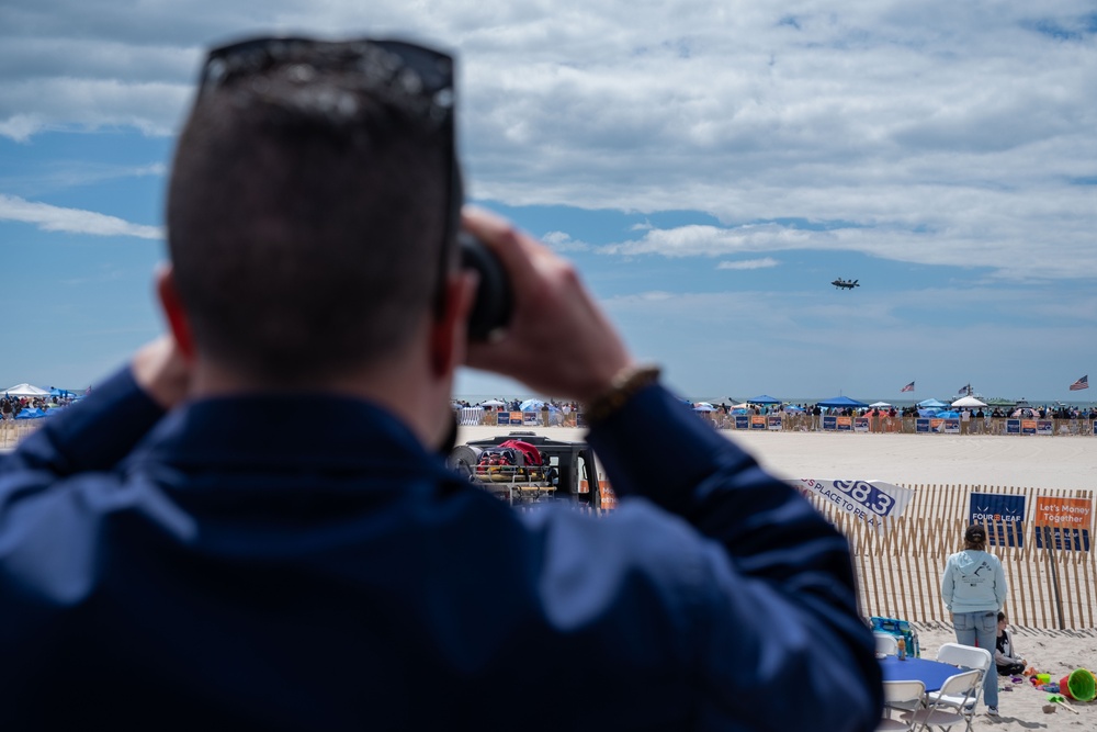 Station Jones Beach, K9,  Supports Security Zone Operations During FourLeaf Air Show 2025
