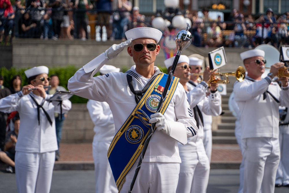 Navy Band Southwest at Disneyland’s Memorial Day Flag Retreat Ceremony and Parade