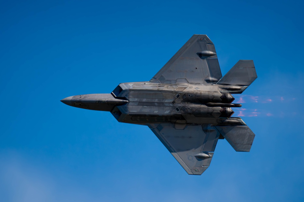 F-22 Raptor Demonstration Practice