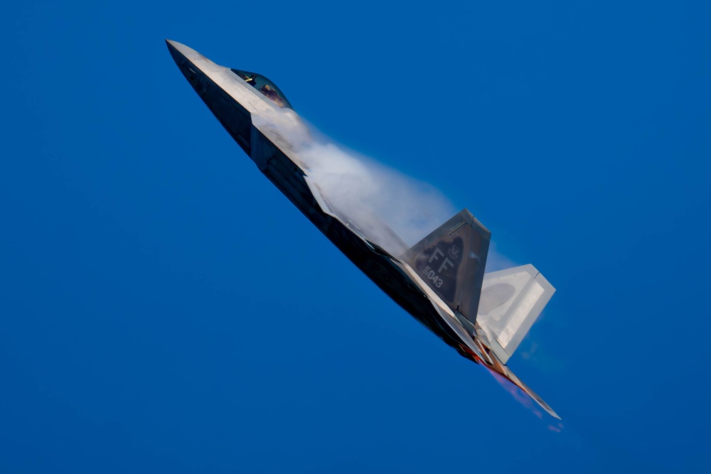F-22 Raptor Demonstration Practice