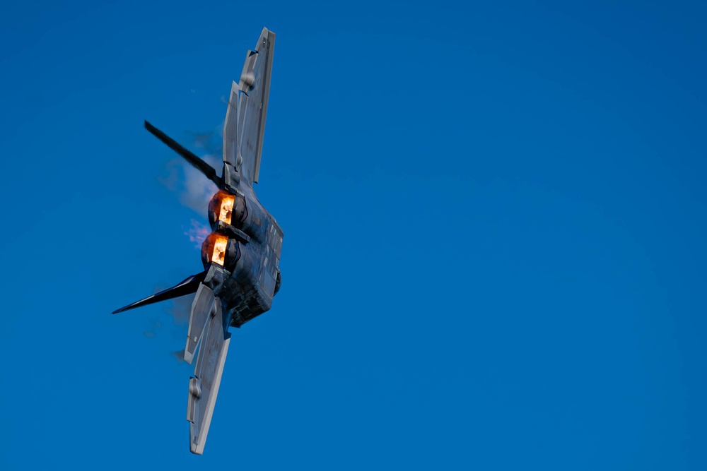 F-22 Raptor Demonstration Practice