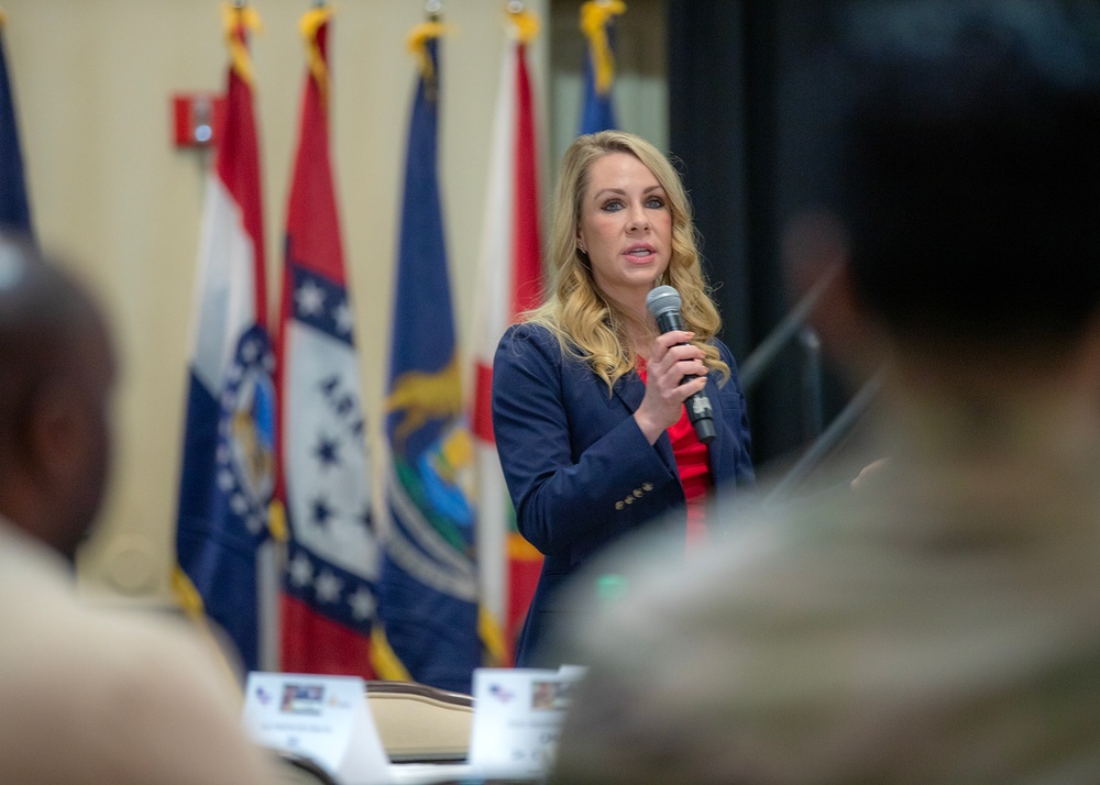Bliss TAP Expo guides Soldiers to civilian life