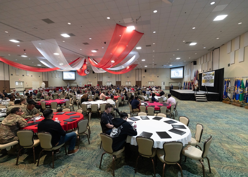 Bliss TAP Expo guides Soldiers to civilian life