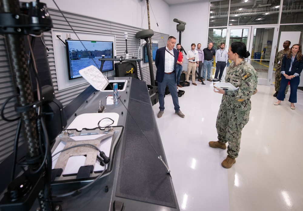 NAVWAR Visits NIWC Atlantic