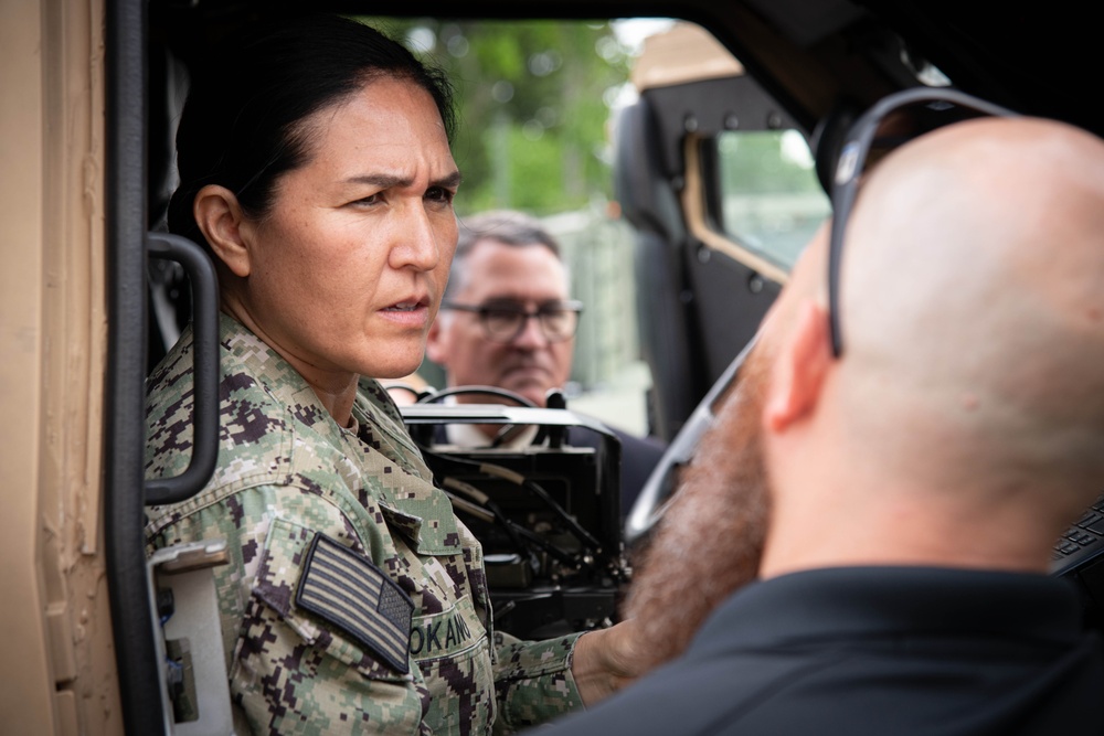 NAVWAR Visits NIWC Atlantic