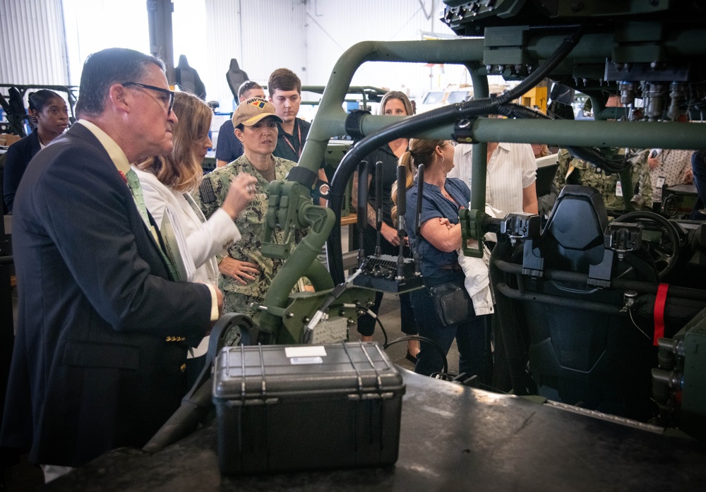NAVWAR Visits NIWC Atlantic