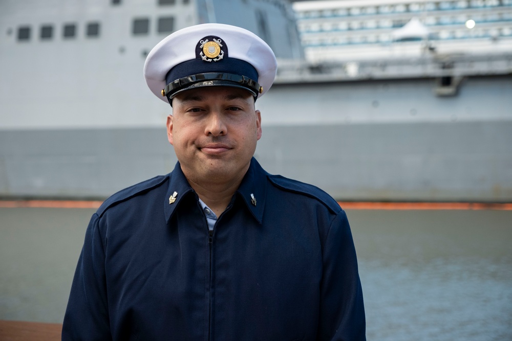 Coast Guard Recruiters and Members Participate in Fleet Week New York 2025