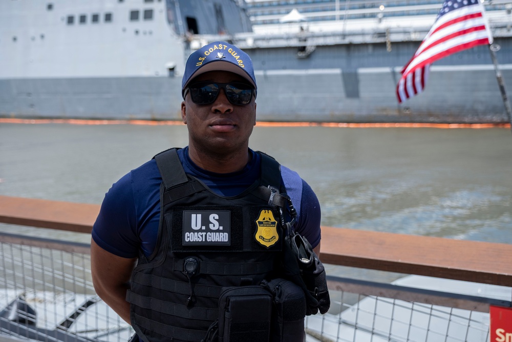 Coast Guard Recruiters and Members Participate in Fleet Week New York 2025