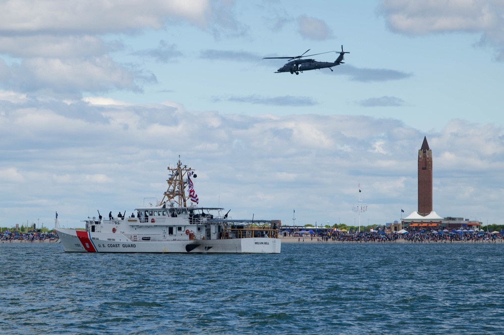 U.S. Coast Guard supports the 2025 FourLeaf Air Show