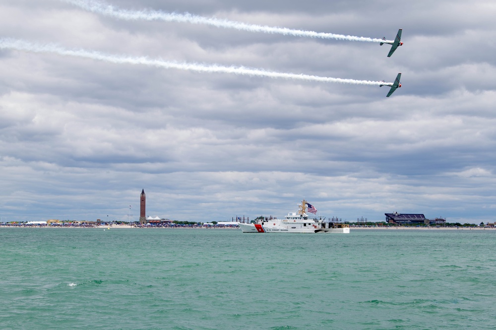 U.S. Coast Guard supports the 2025 FourLeaf Air Show