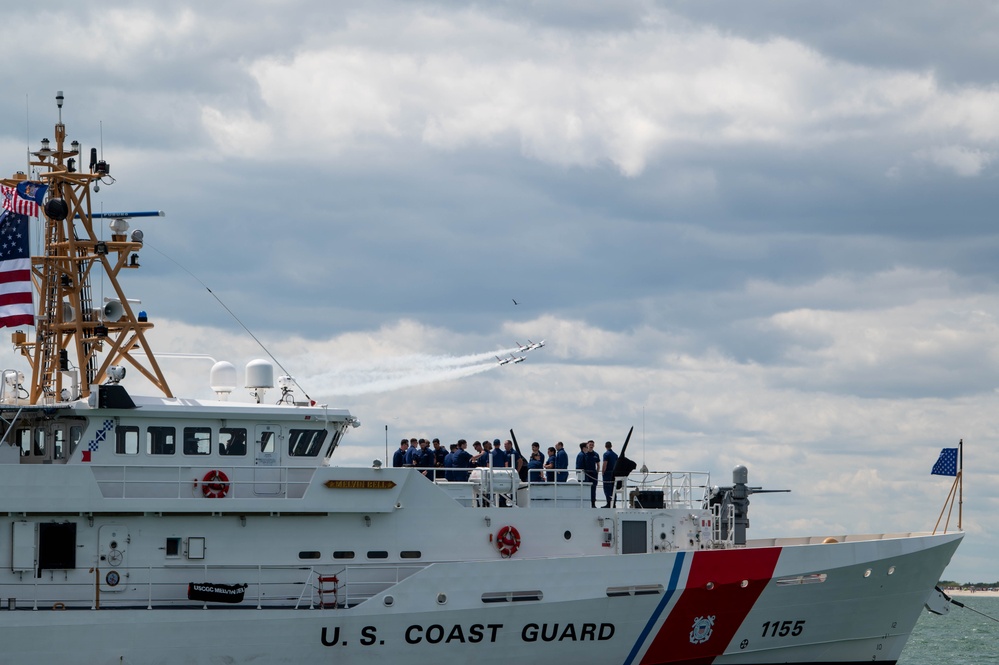 U.S. Coast Guard supports the 2025 FourLeaf Air Show