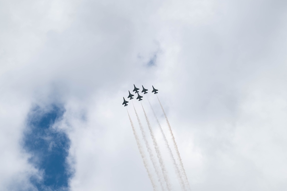 U.S. Coast Guard supports the 2025 FourLeaf Air Show
