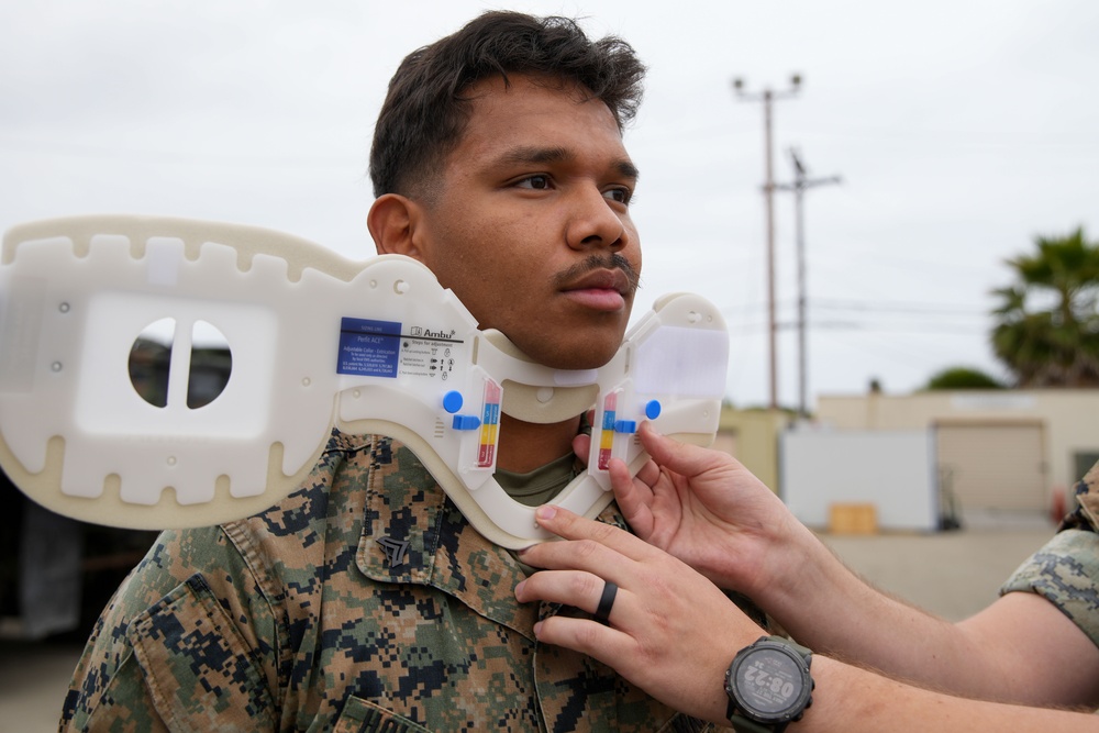 11th MEU Marines participate in Combat Lifesaver Course