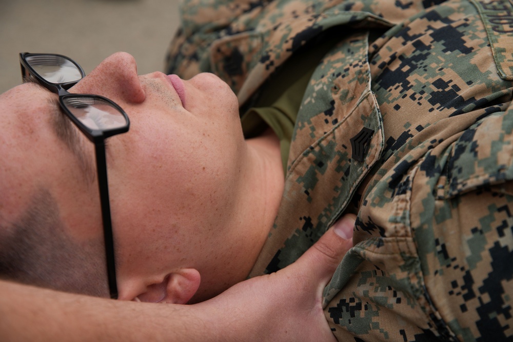 11th MEU Marines participate in Combat Lifesaver Course