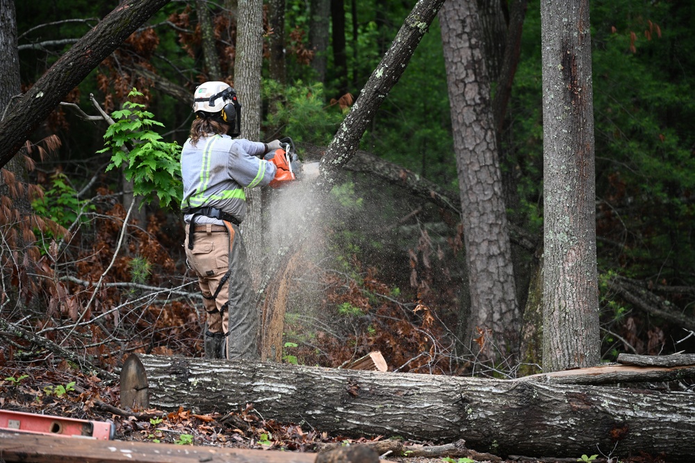 Crews support the Personal Property Debris Removal (PPDR) mission after Hurricane Helene