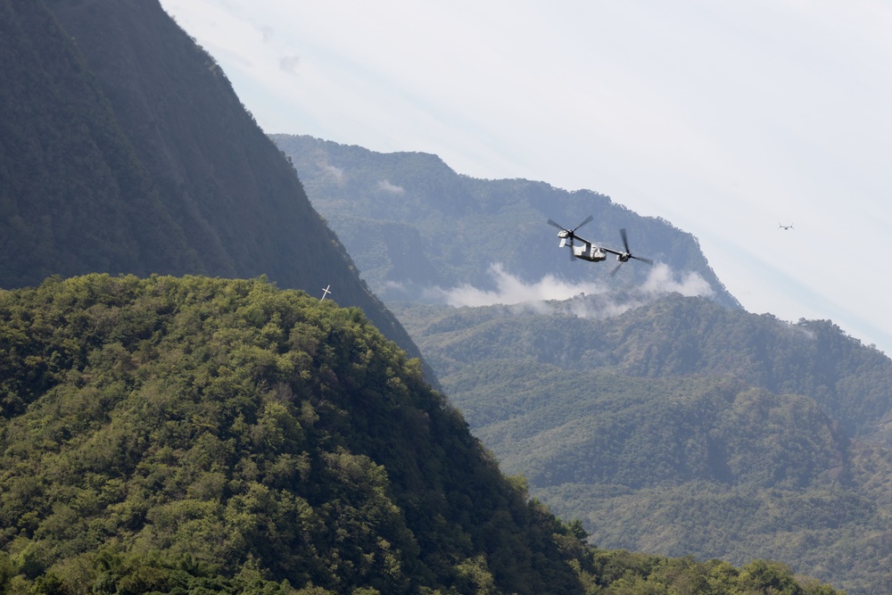 KAMANDAG 9: VMM-364 Inserts Marines into Basco Island, Philippines