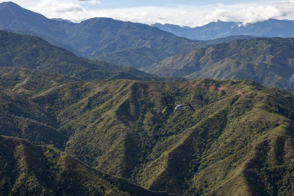 KAMANDAG 9: VMM-364 Inserts Marines into Basco Island, Philippines