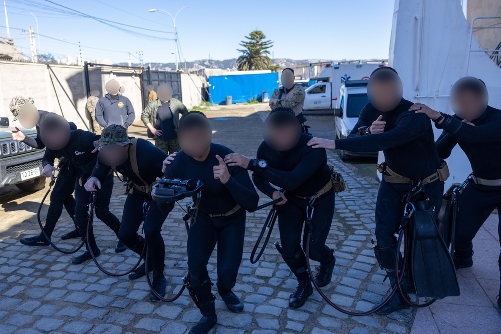 Divers: SOUTHERN STAR 25