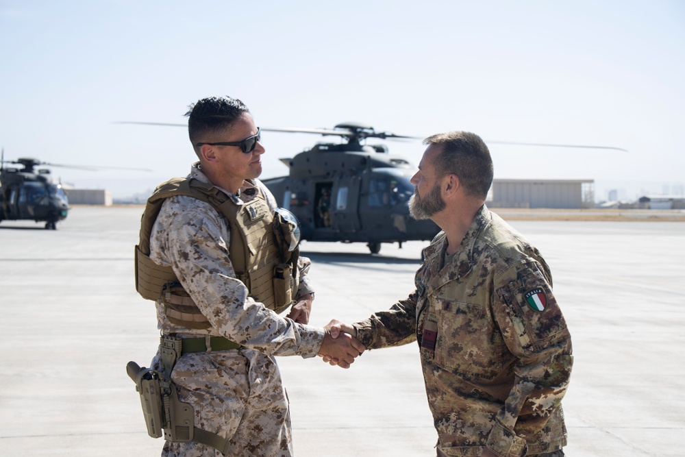 Italian Aircrew Flies SMMC Ruiz to Deployed Marines