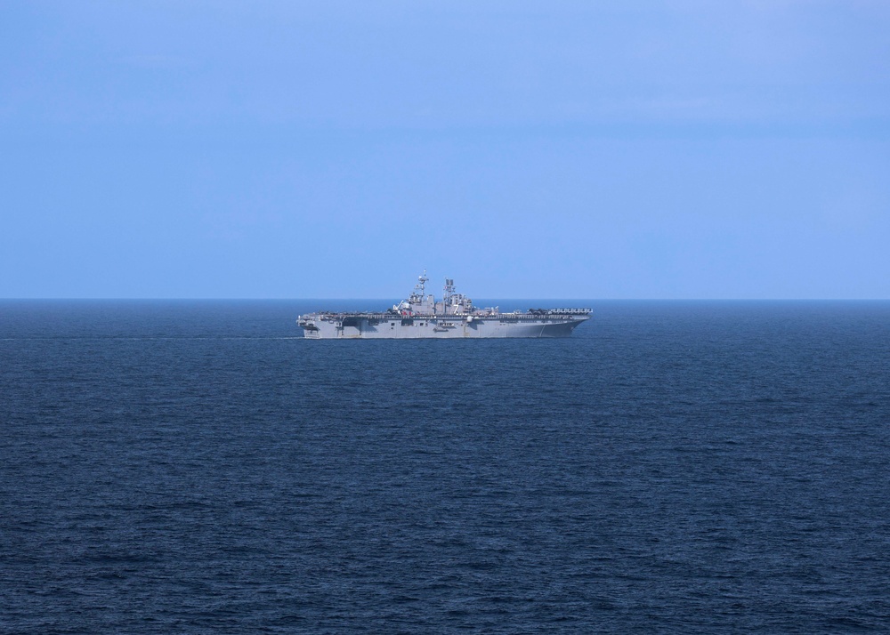 USS Iwo Jima Conducts a Simulated Strait Transit