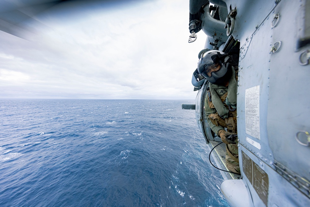 George Washington conducts fueling-at-sea and vertical replenishment