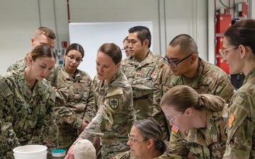 USU Graduate Students Tour NMHM