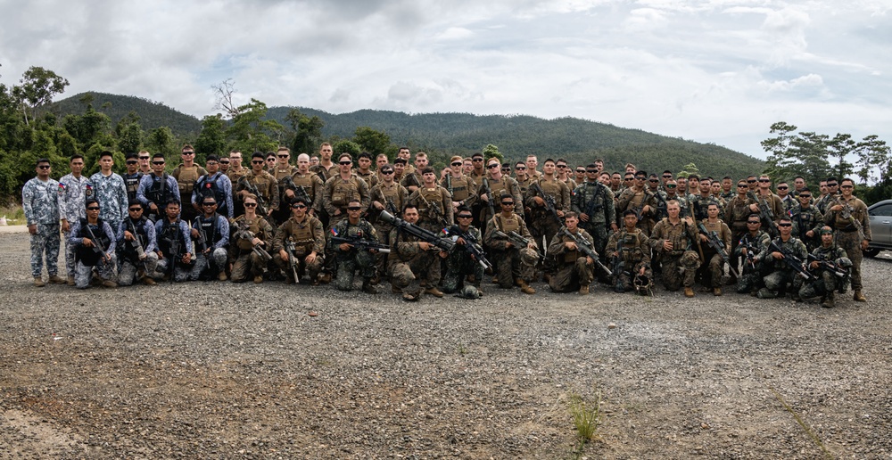 KAMANDAG 9: MRF-D 25.3 and Philippine Armed Forces participate subject matter expert exchange